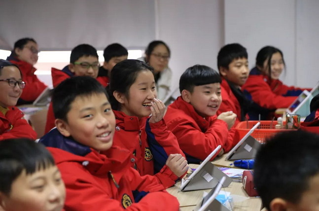 AG平台·(集团)真人有限公司官网