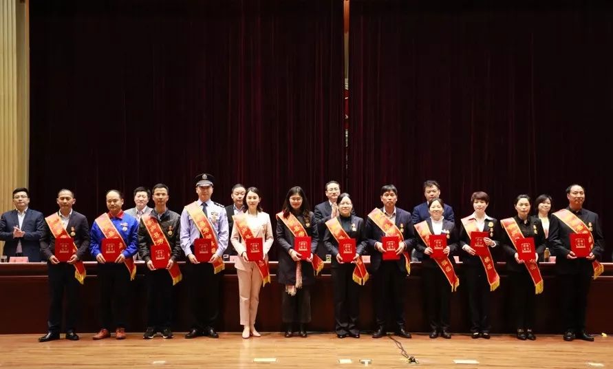 AG平台·(集团)真人有限公司官网